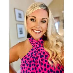 Meet your Posher, Lacey